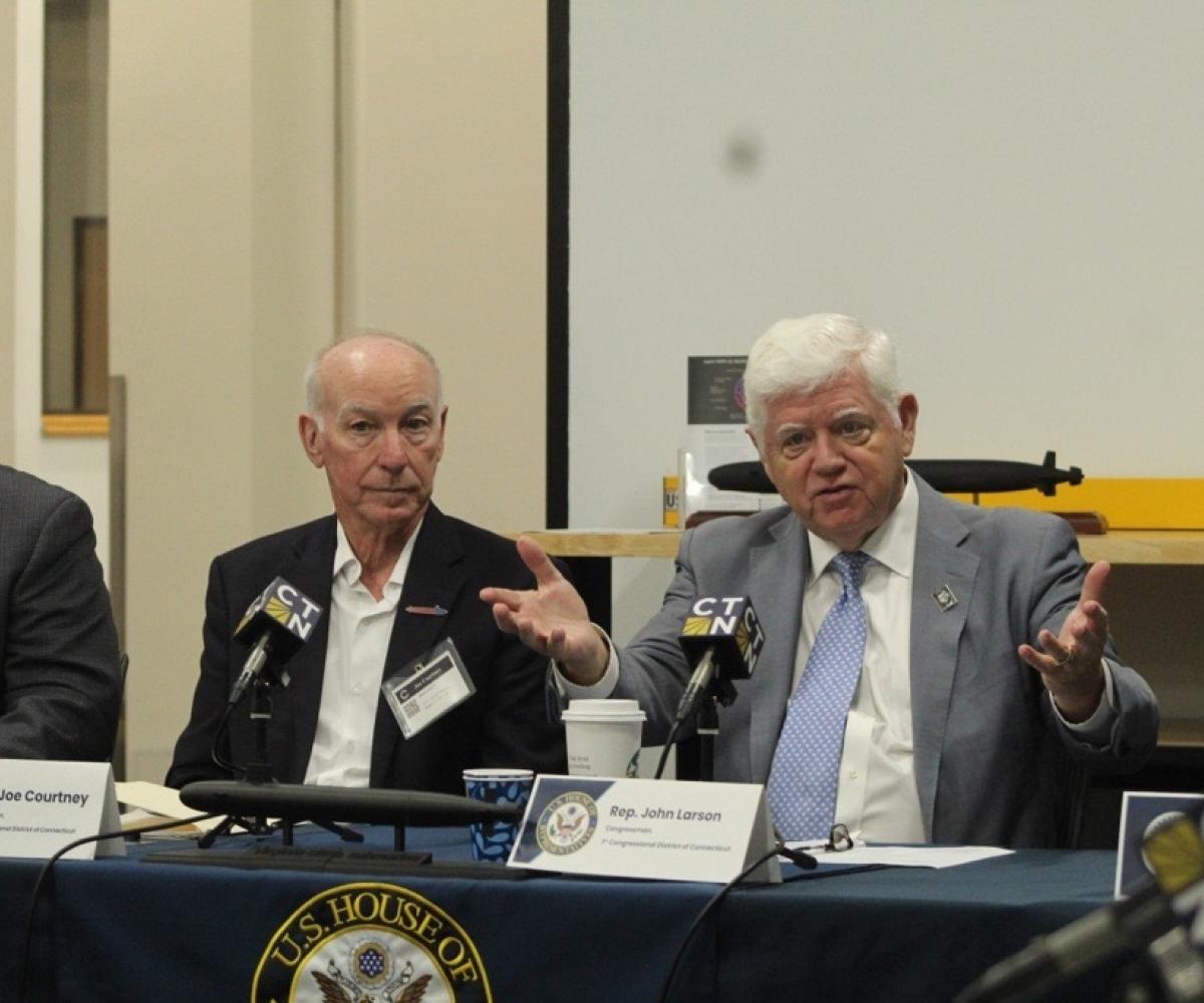 Reps. Larson and Courtney at Electric Boat Roundtable