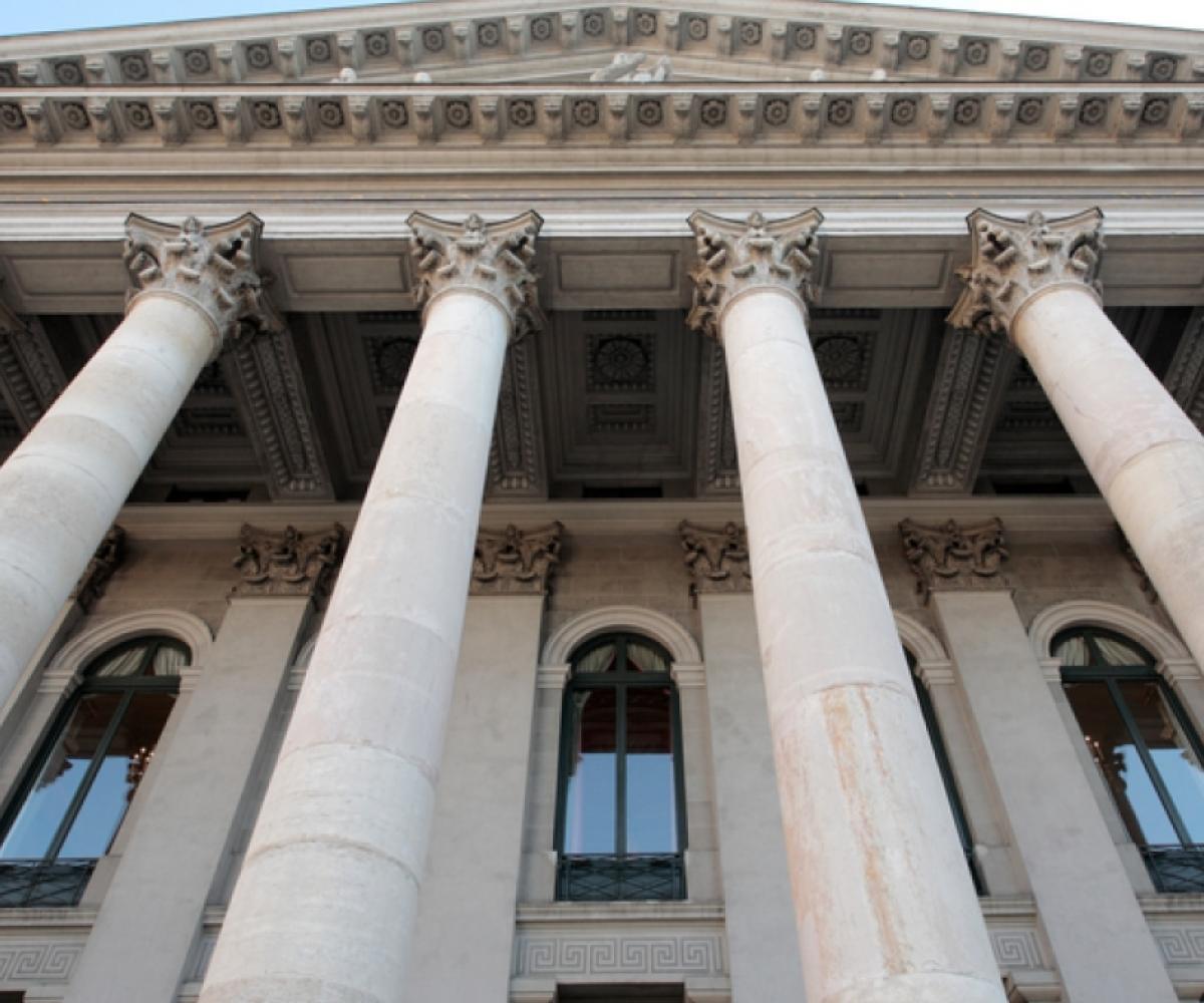 Federal Office building with columns
