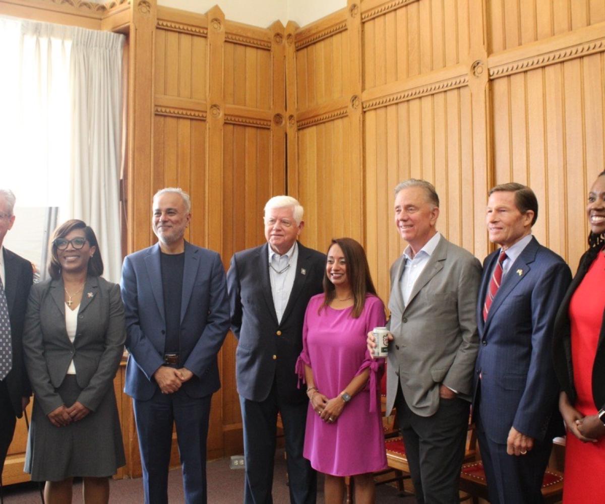 Rep. Larson with Governor Lamont, Senator Blumenthal, and DPH officials to announce the launch of the Lead Free CT campaign