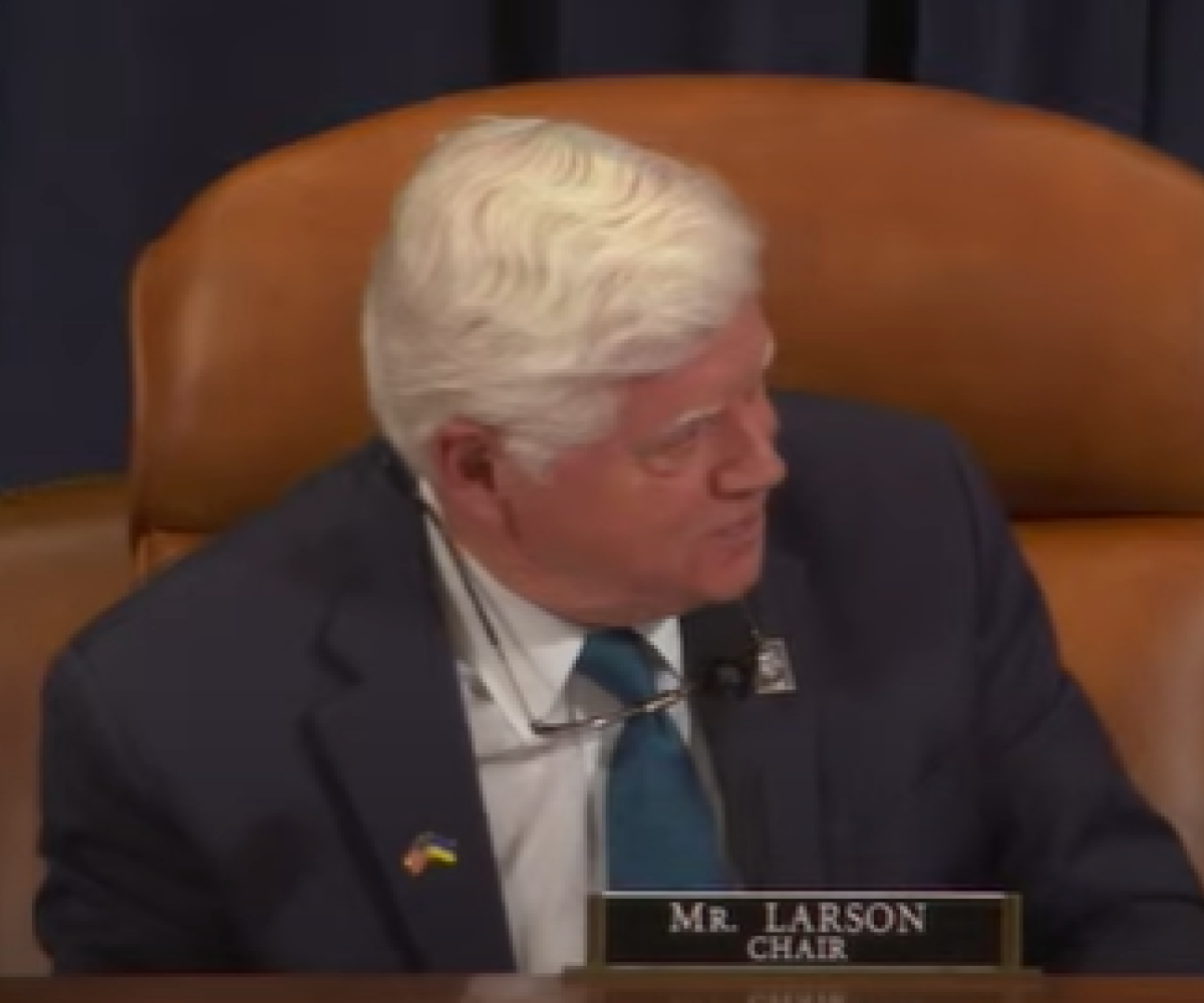 Rep. Larson chairing the hearing. 
