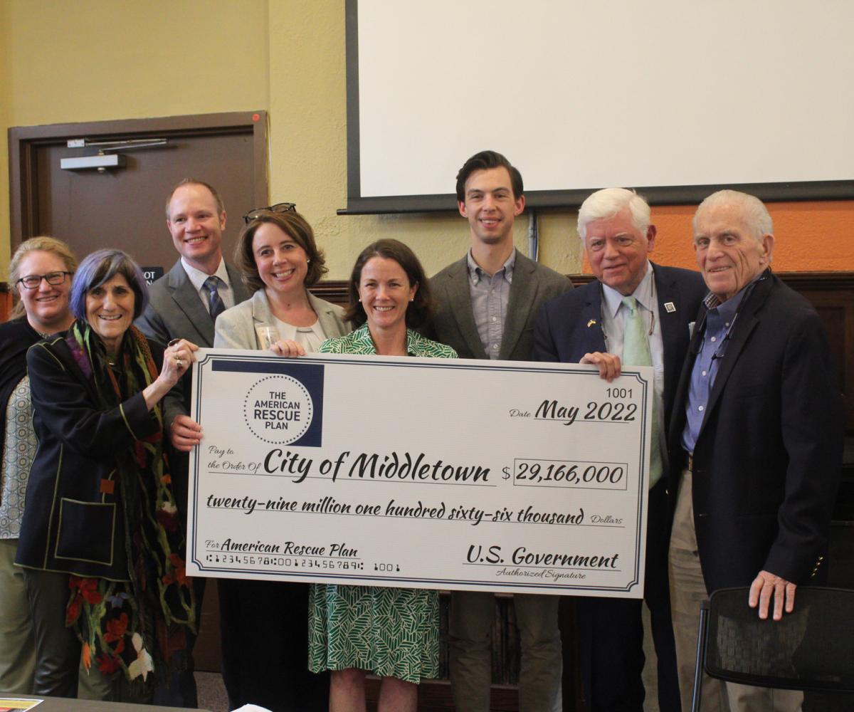 Middlesex YMCA President/CEO Michele Rudnick, Rep. DeLauro, Gilead Community Services CEO Dan Osborne, Russell Library Director Ramona Burkey, Middletown Director of Recreation and Community Services Cathy Lechowicz, Mayor Ben Florsheim, Rep. Larson, Middlesex County Chamber of Commerce President Larry McHugh 