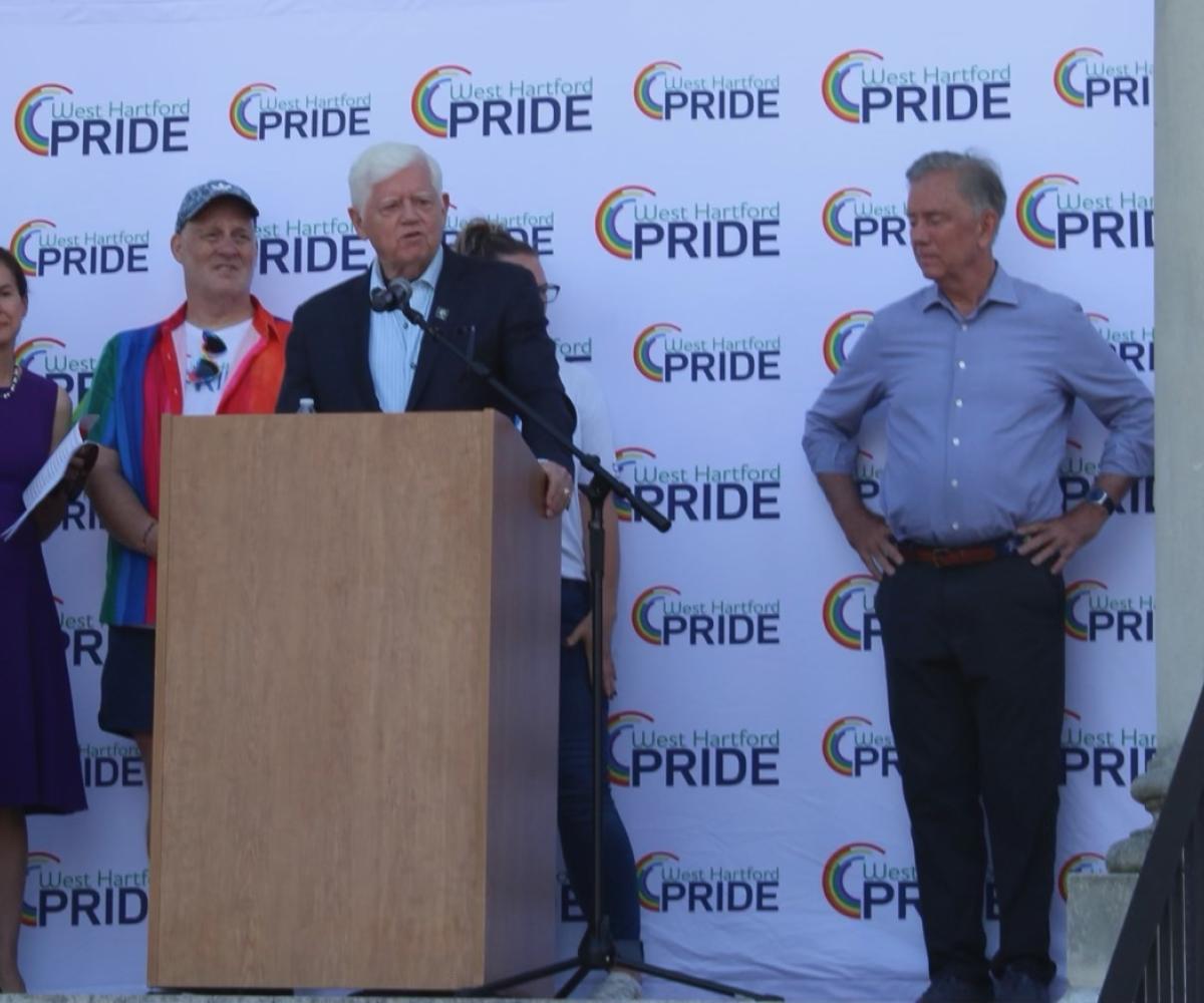 Rep. Larson speaks at West Hartford Pride