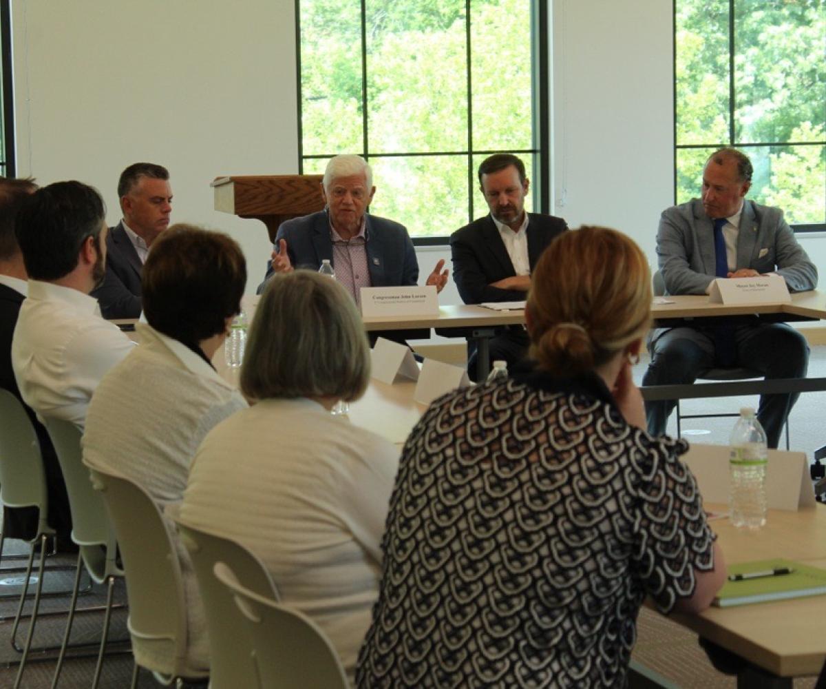 Rep. Larson and Senator Chris Murphy host a housing roundtable in Manchester