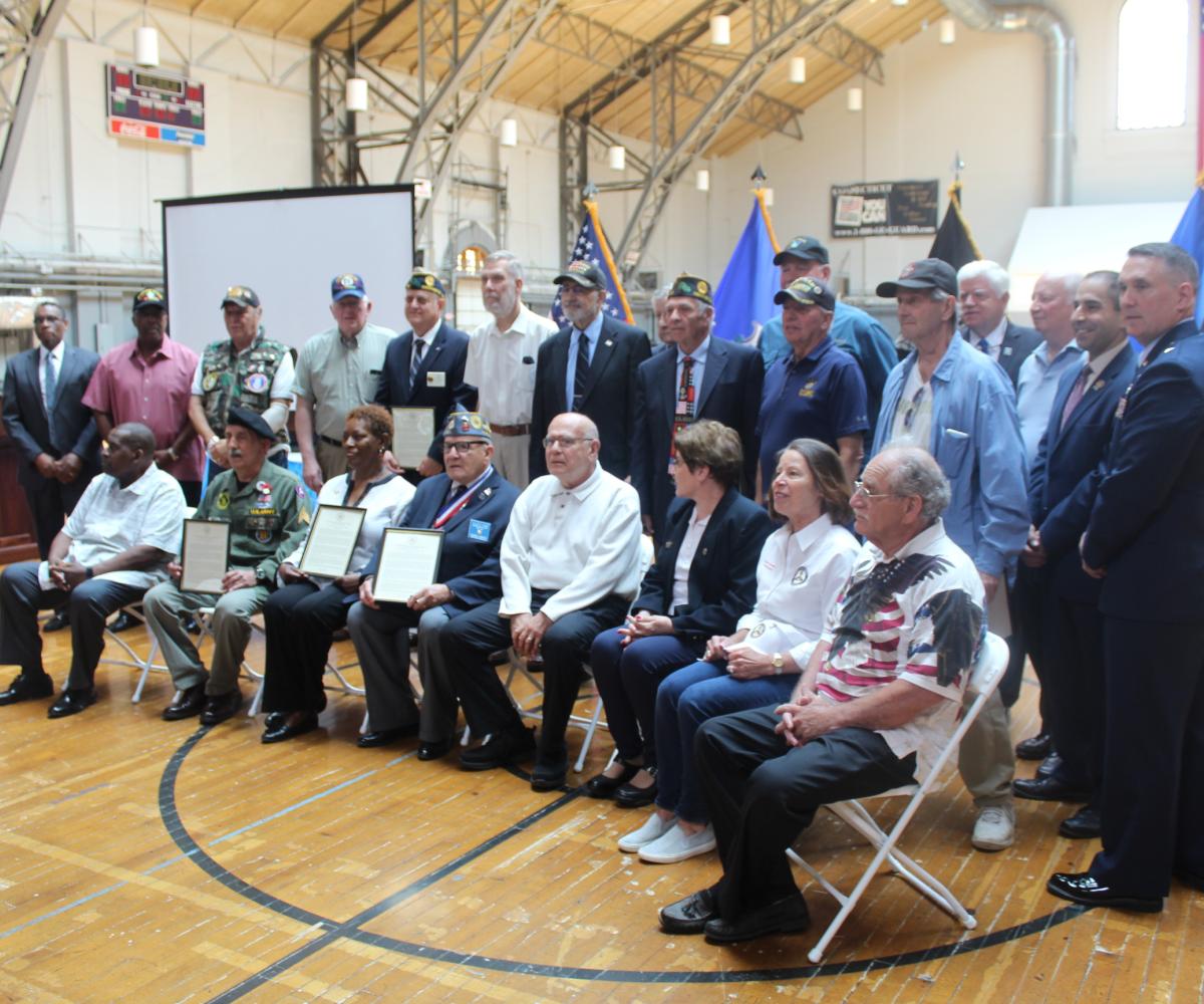 Congressman Larson with Constituents