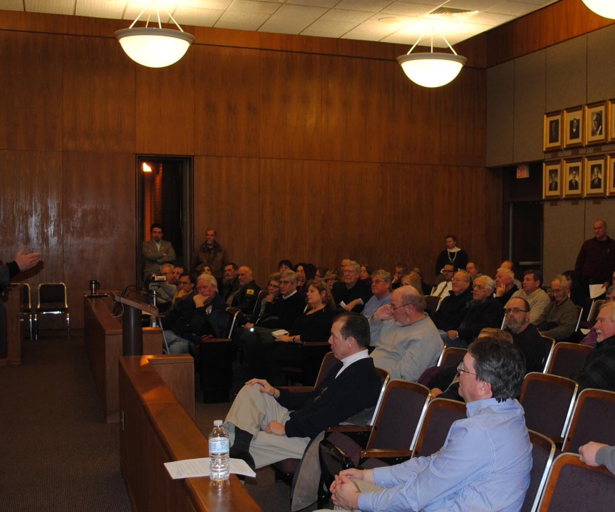 Rep. Larson speaks with constituents in Bristol
