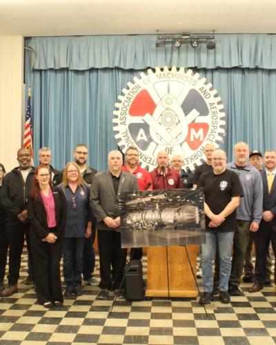 Rep. Larson at the IAM Local Lodge 1746 in East Hartford
