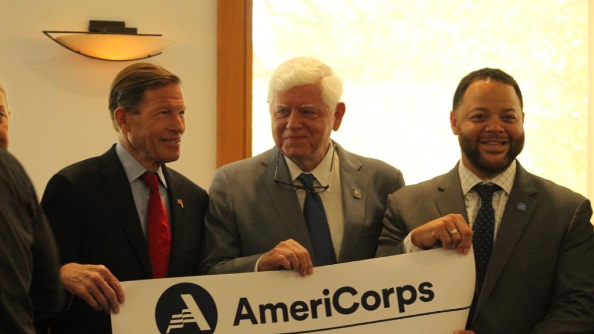 Rep. Larson and Senator Blumenthal Announce Funding for AmeriCorps in Connecticut