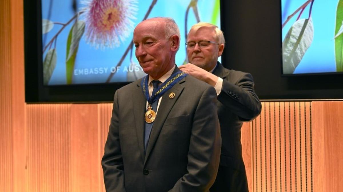 Rep. Courtney receives investiture as an Honorary Officer in the General Division of the Order of Australia 
