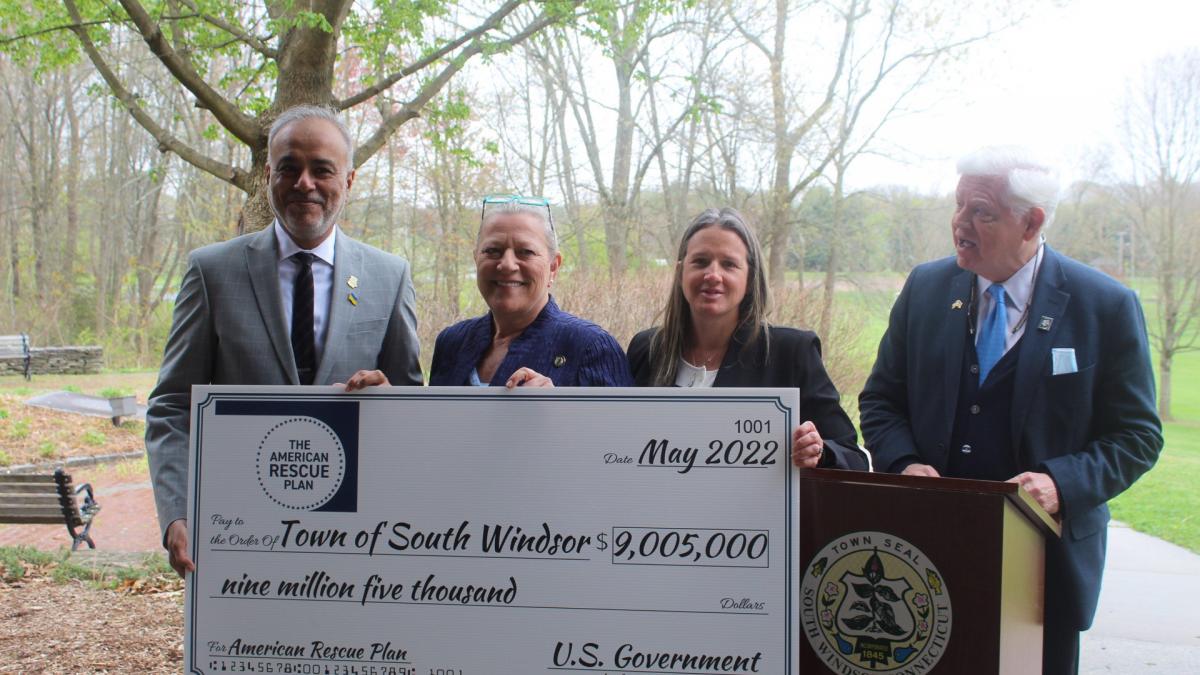 State Senator Saud Anwar, South Windsor Mayor Liz Pendleton, Councilwoman Erica Evans, and Rep. Larson 