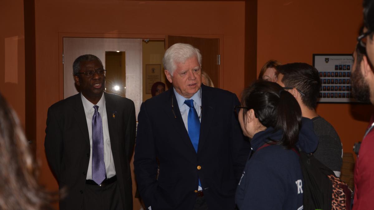 Rep. Larson speaks with students at the University of St. Joseph's School of Pharmacy 