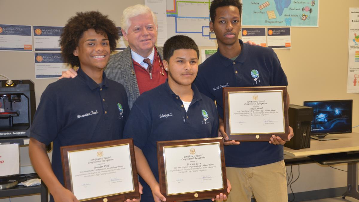 Congressman Larson with students