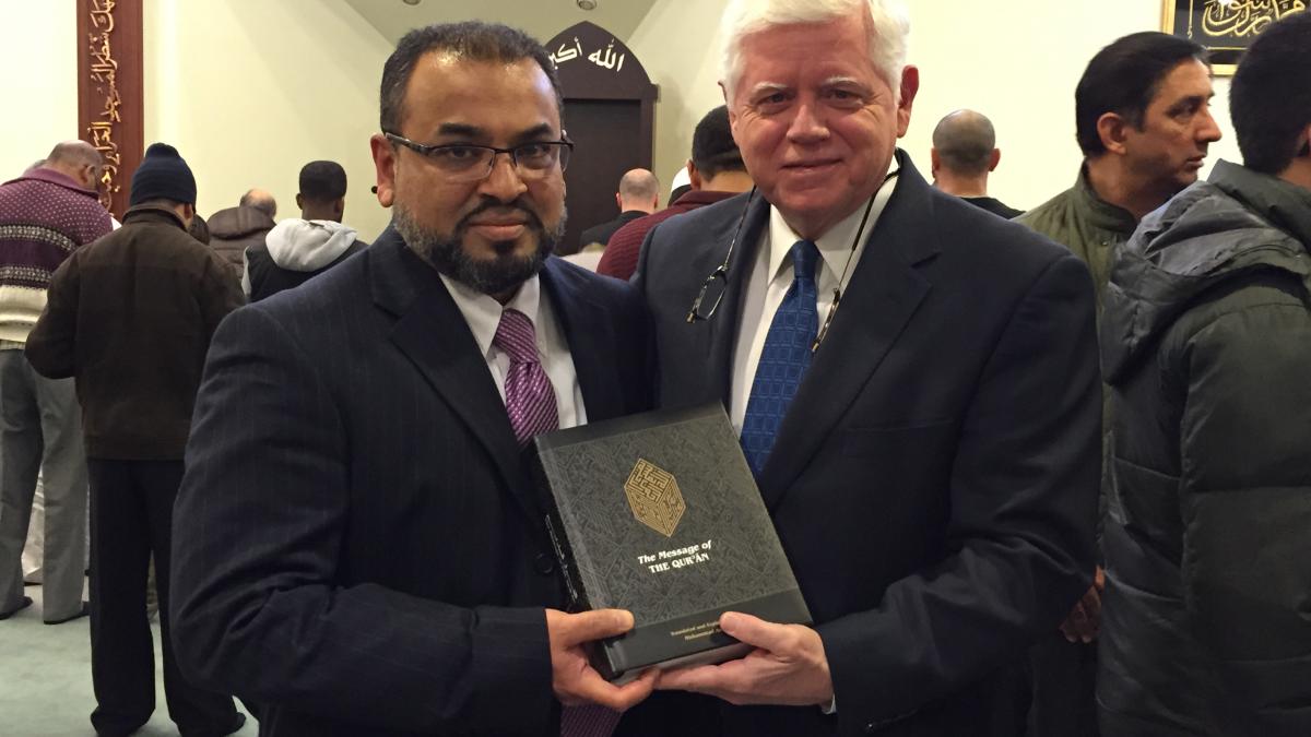 Rep. Larson joins Dr. Reza Mansoor at the Berlin Mosque.