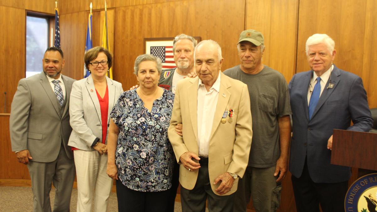 Congressman Larson with Constituents
