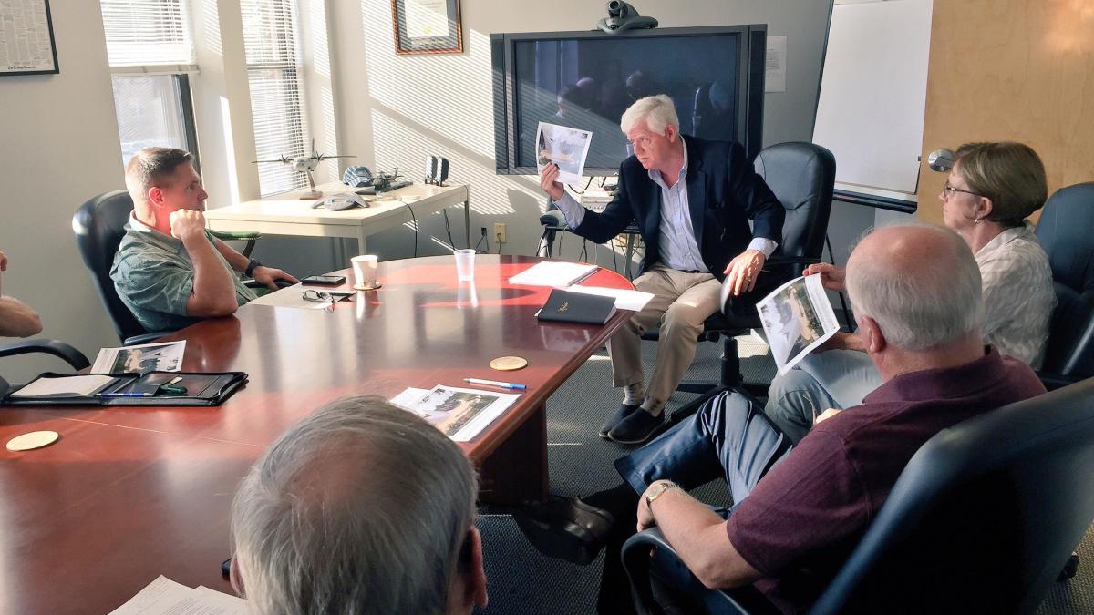 Rep. Larson meets with his Veteran Advisory Council