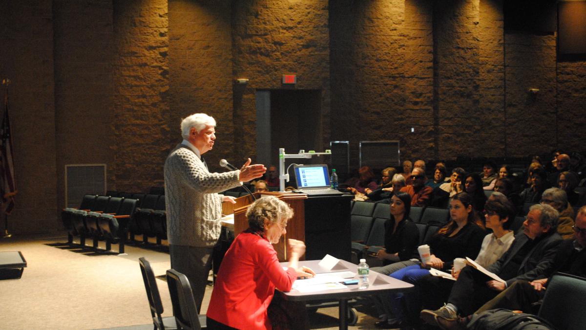 Congressman Larson speaking